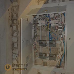 Установка электрощита